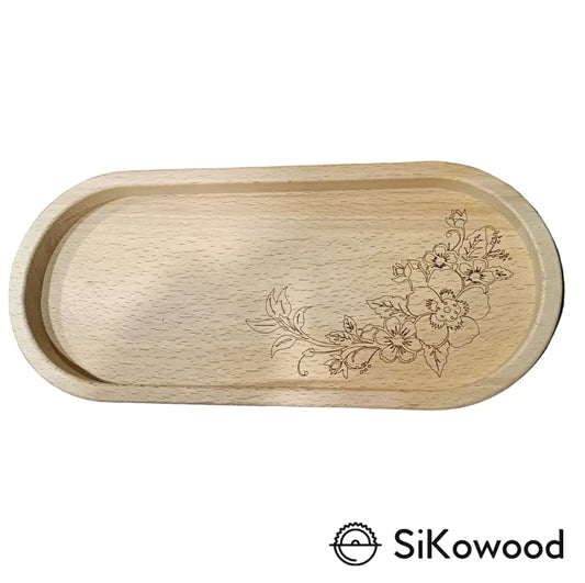 Ročno izdelan lesen pladenj iz slovenskega bukovega lesa, primeren za postrežbo kave in piškotov
