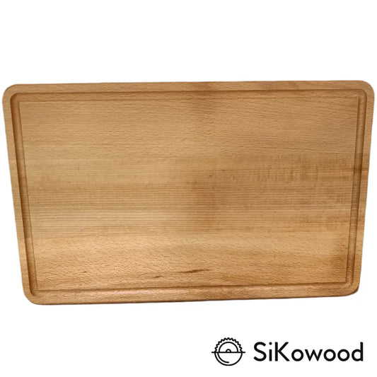 Velika lesena deska za rezanje iz bukovega lesa, dimenzij 40x25x2 cm, zaščitena z mineralnim oljem.