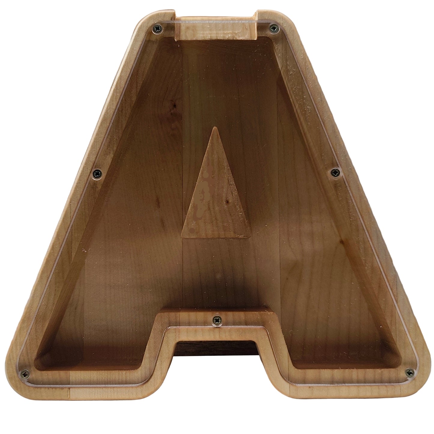 Minimalističen lesen hranilnik v obliki črk